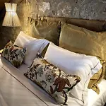 Selene Luxury *